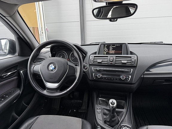BMW 116d 11 of 17