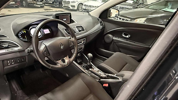 Renault Megane 13 of 15