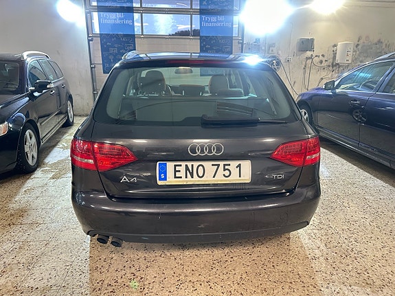 Audi A4 10 of 10