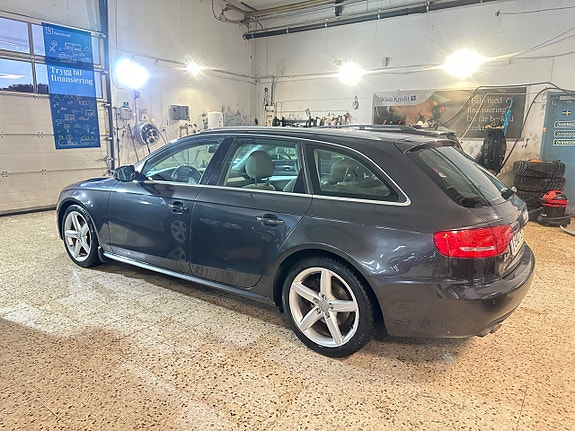 Audi A4 5 of 5