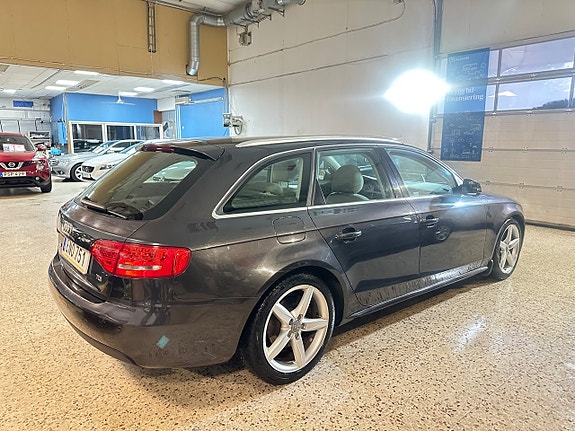 Audi A4 4 of 5