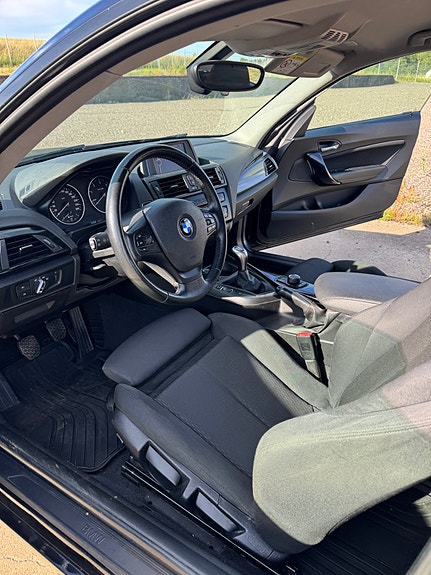 BMW 118d 5 of 13