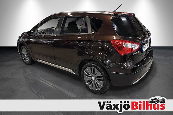 Suzuki S-Cross 3 of 5