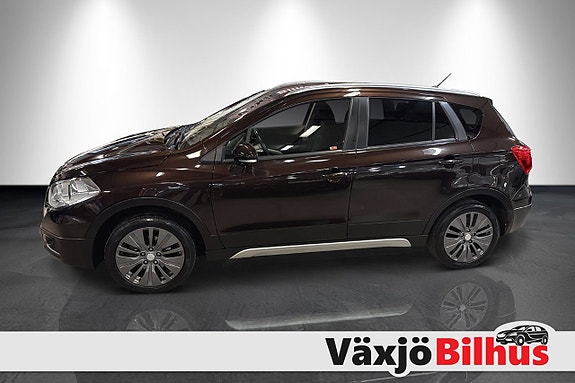 Suzuki S-Cross 2 of 5