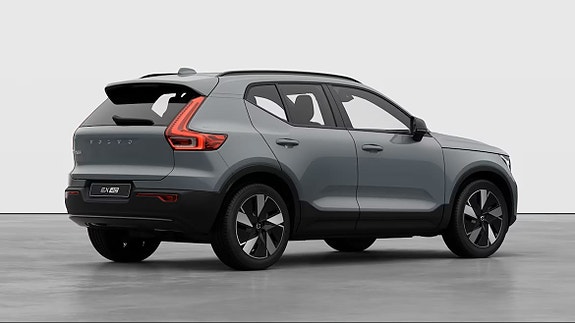 Volvo EX40 2 of 3