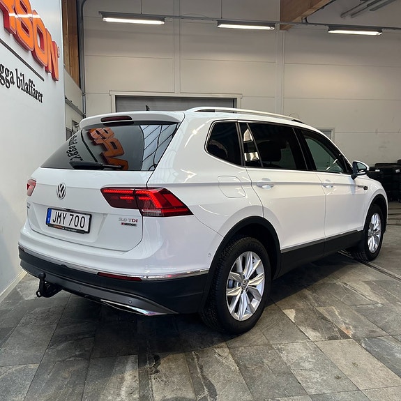 Volkswagen Tiguan Allspace 5 of 5