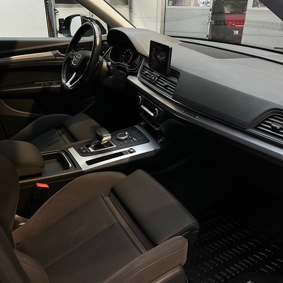 Audi Q5 13 of 15
