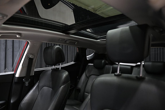 Hyundai Santa Fe 14 of 30