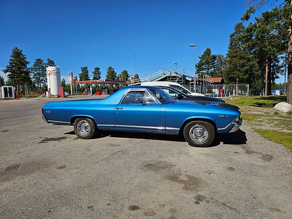 Chevrolet El Camino 4 of 5