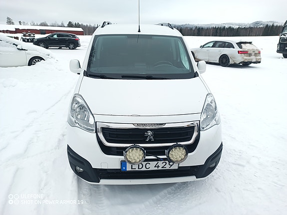 Peugeot Partner 2 of 6