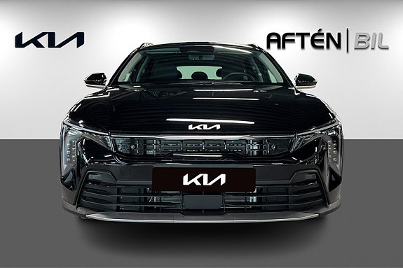 Kia K4 3 of 24