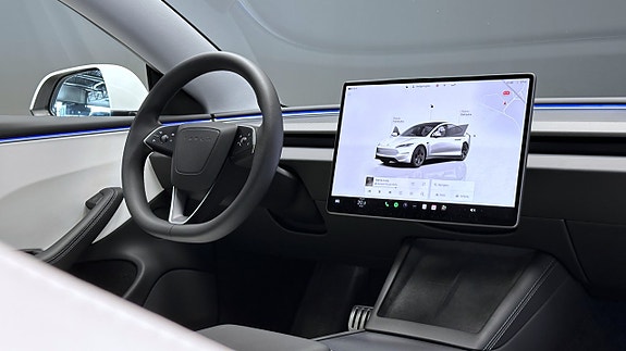 Tesla Model 3 10 of 27