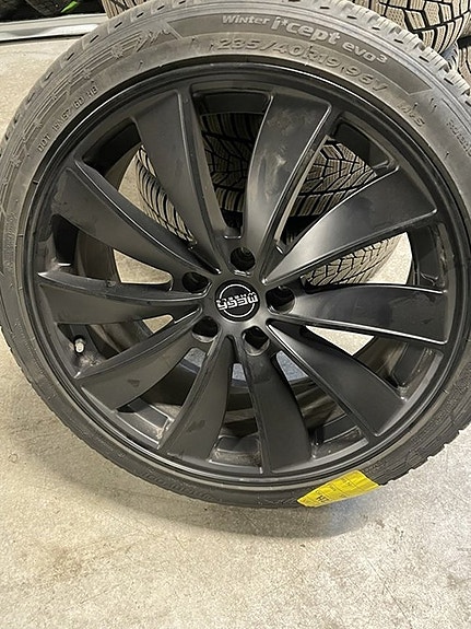 Tesla Model 3 27 of 27