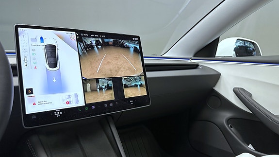 Tesla Model 3 14 of 27