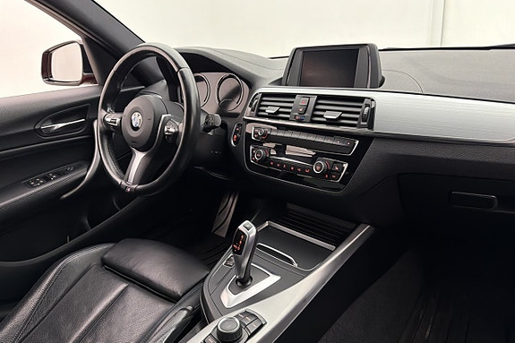 BMW 118i 21 of 23