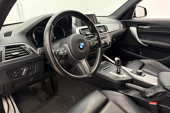 BMW 118i 8 of 23
