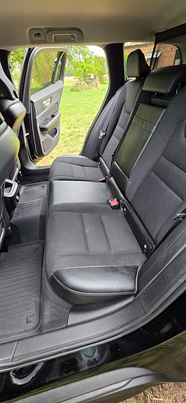 Volvo V60 Cross Country 10 of 15