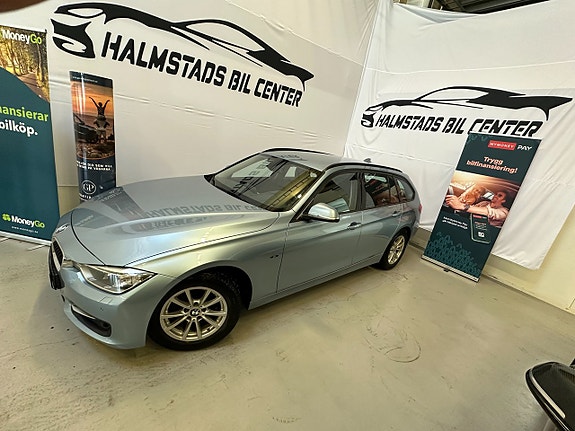 BMW 320 2 of 13