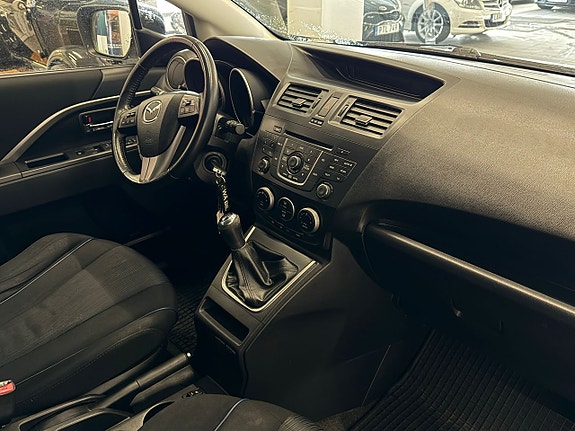 Mazda 5 10 of 18