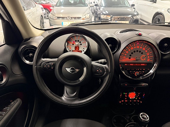 MINI Countryman Cooper D 16 of 24