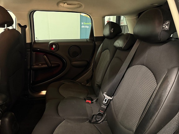 MINI Countryman Cooper D 12 of 24