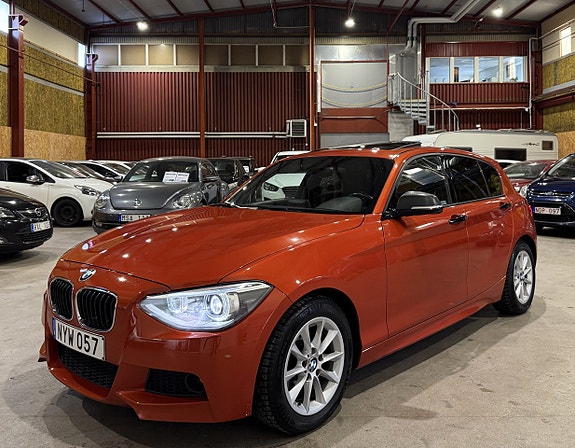 BMW 116d 3 of 5