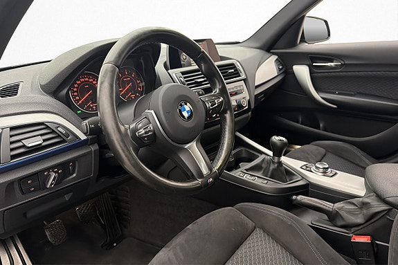 BMW 120 9 of 27