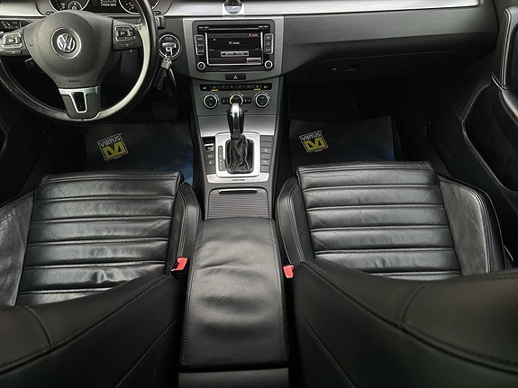 Volkswagen Passat 7 of 16