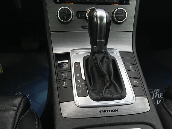 Volkswagen Passat 8 of 16