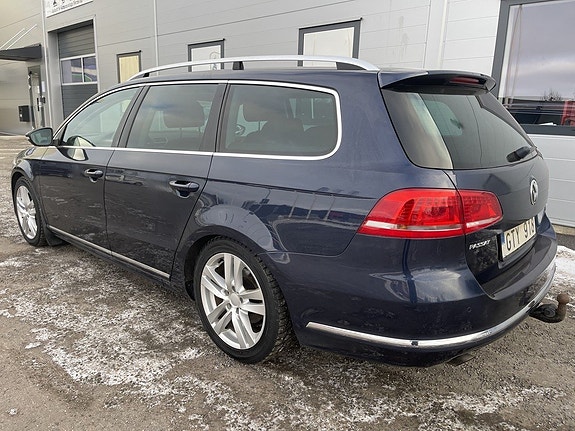Volkswagen Passat 3 of 5