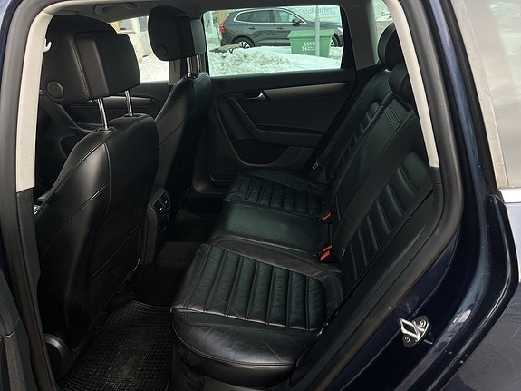 Volkswagen Passat 5 of 5