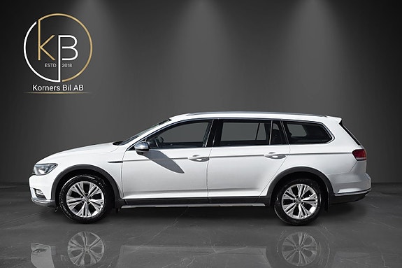 Volkswagen Passat Alltrack 5 of 13