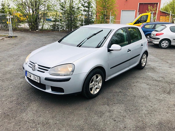 Volkswagen Golf V 6 of 7