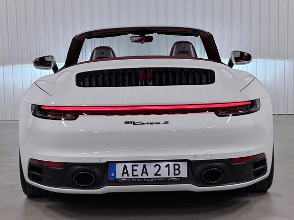 Porsche 911 8 of 30