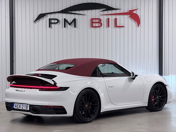 Porsche 911 11 of 30