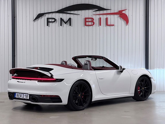 Porsche 911 4 of 30