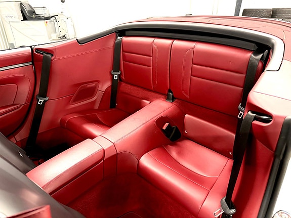 Porsche 911 21 of 30