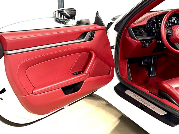 Porsche 911 19 of 30