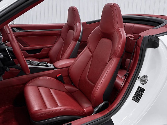 Porsche 911 15 of 30