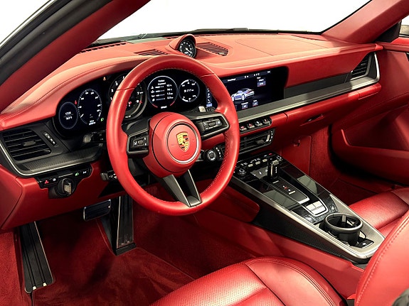 Porsche 911 17 of 30