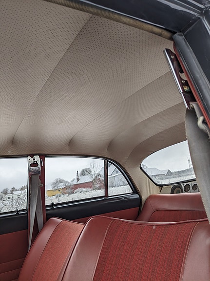 Volvo Amazon 4 of 5
