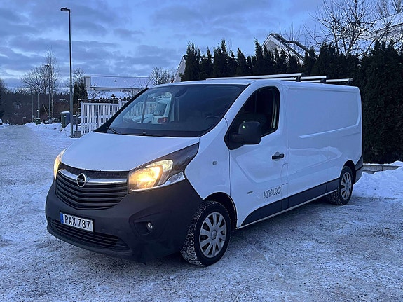 Opel Vivaro 2 of 5