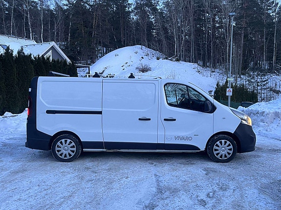 Opel Vivaro 5 of 5