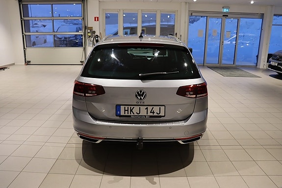 Volkswagen Passat 5 of 5