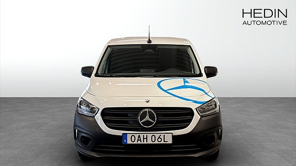 Mercedes-Benz eCitan 8 of 12