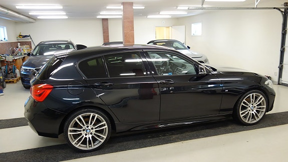 BMW 118d 8 of 13