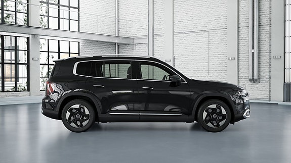 Mercedes-Benz GLB350 2 of 23