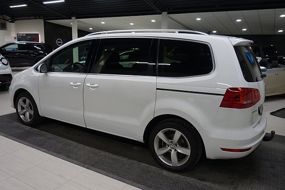 Volkswagen Sharan 2 of 6