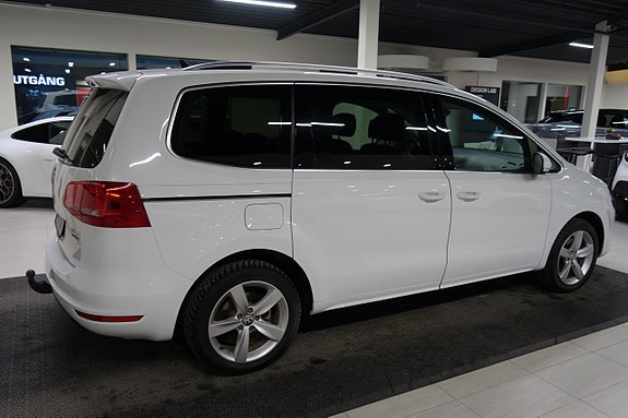 Volkswagen Sharan 3 of 6