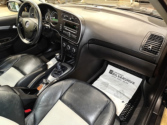 Saab 9-3 20 of 27